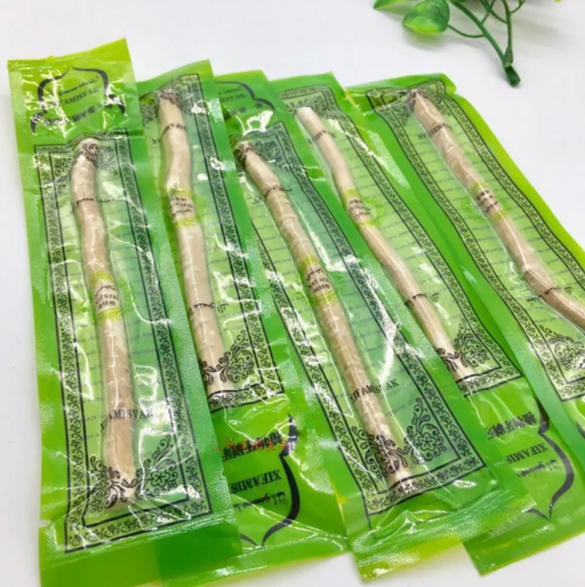 Natural Tooth Stick